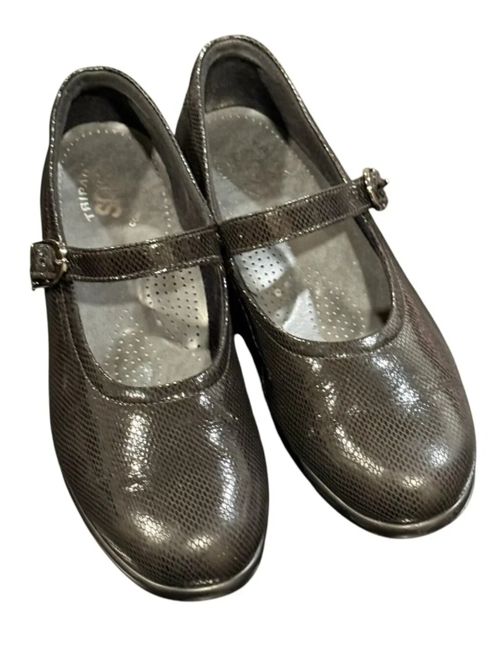 SAS Womens Size 7.5 Mary Jane Black Leather Snake Tripad Comfort EUC Flats Shoes